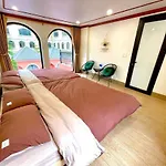 L\'Abri Retreat